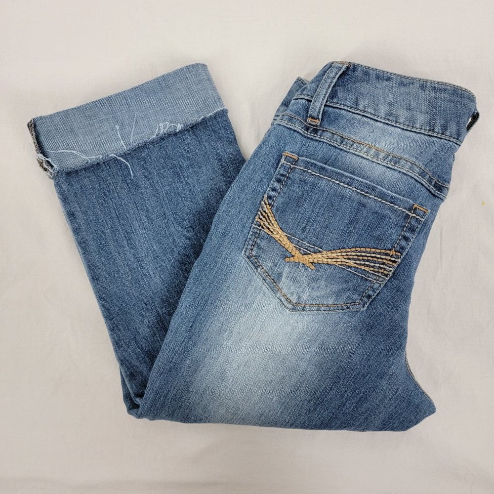 So Denim 5 Pocket Low Rise Cropped Rolled Cuff Light Wash Jeans Juniors 1